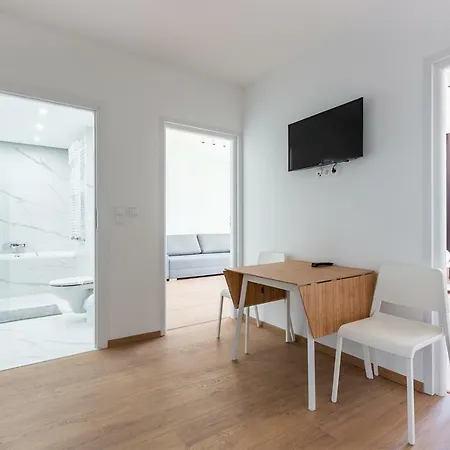 Appartement By The Sea Batorego *